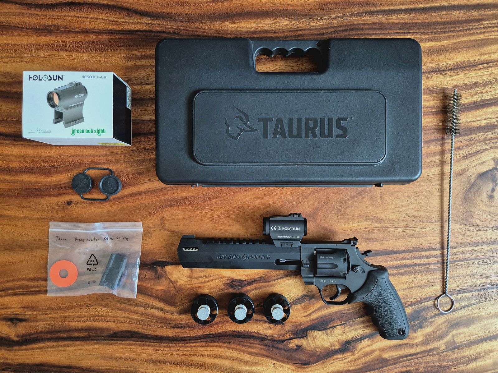 Taurus Raging Hunter 8 3/8" Lauf .44 Mag. inkl. Holosun Elite HE503C-U-GR – Neuwertiger Zustand