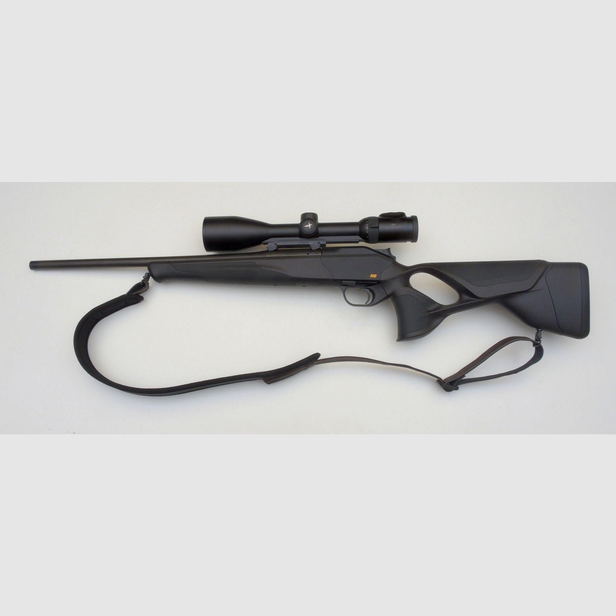 Blaser R8 Ultimate 8x57IS 52cm + Swarovski Z8i 2-16x50SR