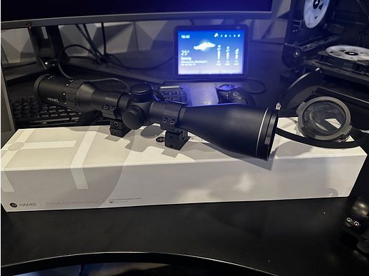 Hawke Endurance 30 WA 2.5-10x50 LR DOT telescopio di puntamento