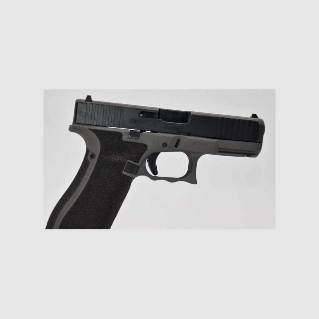 Glock Pistool 45 FS MOS Tungsten Gray Legacy Custom Edition Kal.9×19, afbeelding 3 van 9