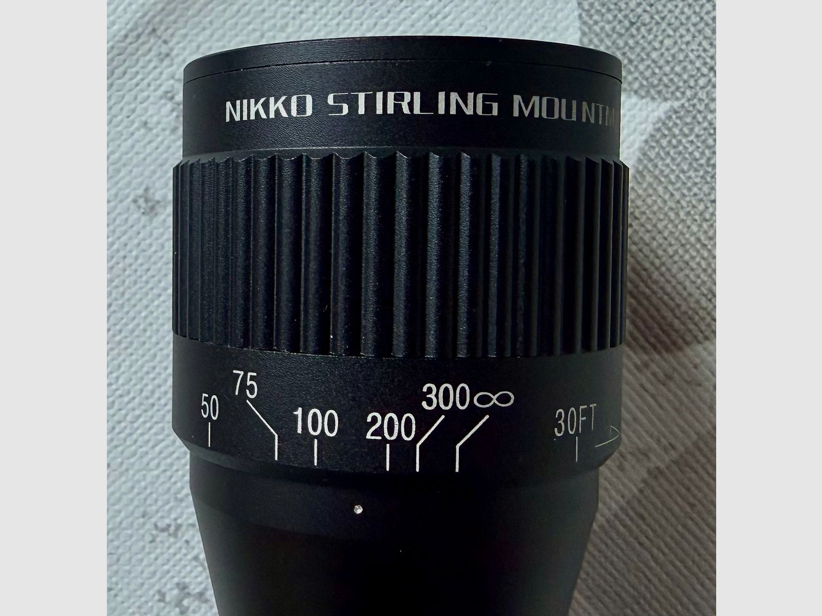 Viseur Nikko Stirling Mountmaster 3 - 9 x 40 Half Mil Dot 378 pouces montures - Éclairé - état comme neuf !