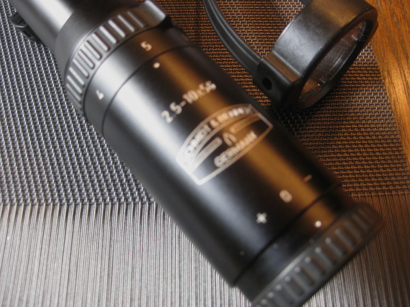 TOP KLASSIEKER! Schmidt&Bender 2,5-10x56 met Verlichte-Draad Kruis-1 evenals Rail en originele Blaser-Zadelmontage! GEEN ZEISS-SWAROVSKI-KAHLES-SAUER-MAUSER-LEICA!