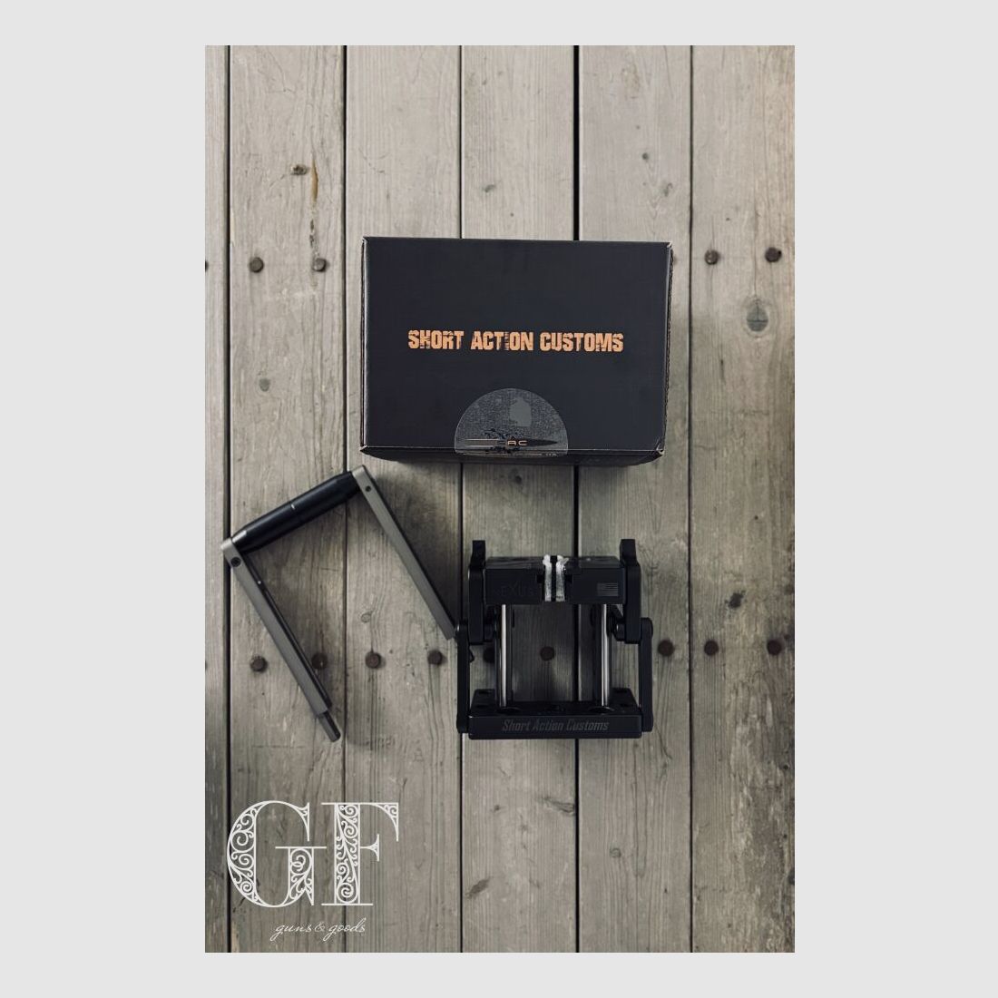 Short ACTION CUSTOMS SAC NEXUS PRESS