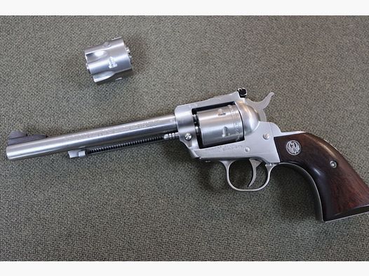 Ruger Single Six New Model Single-Six mit Wechseltrommel .22lr