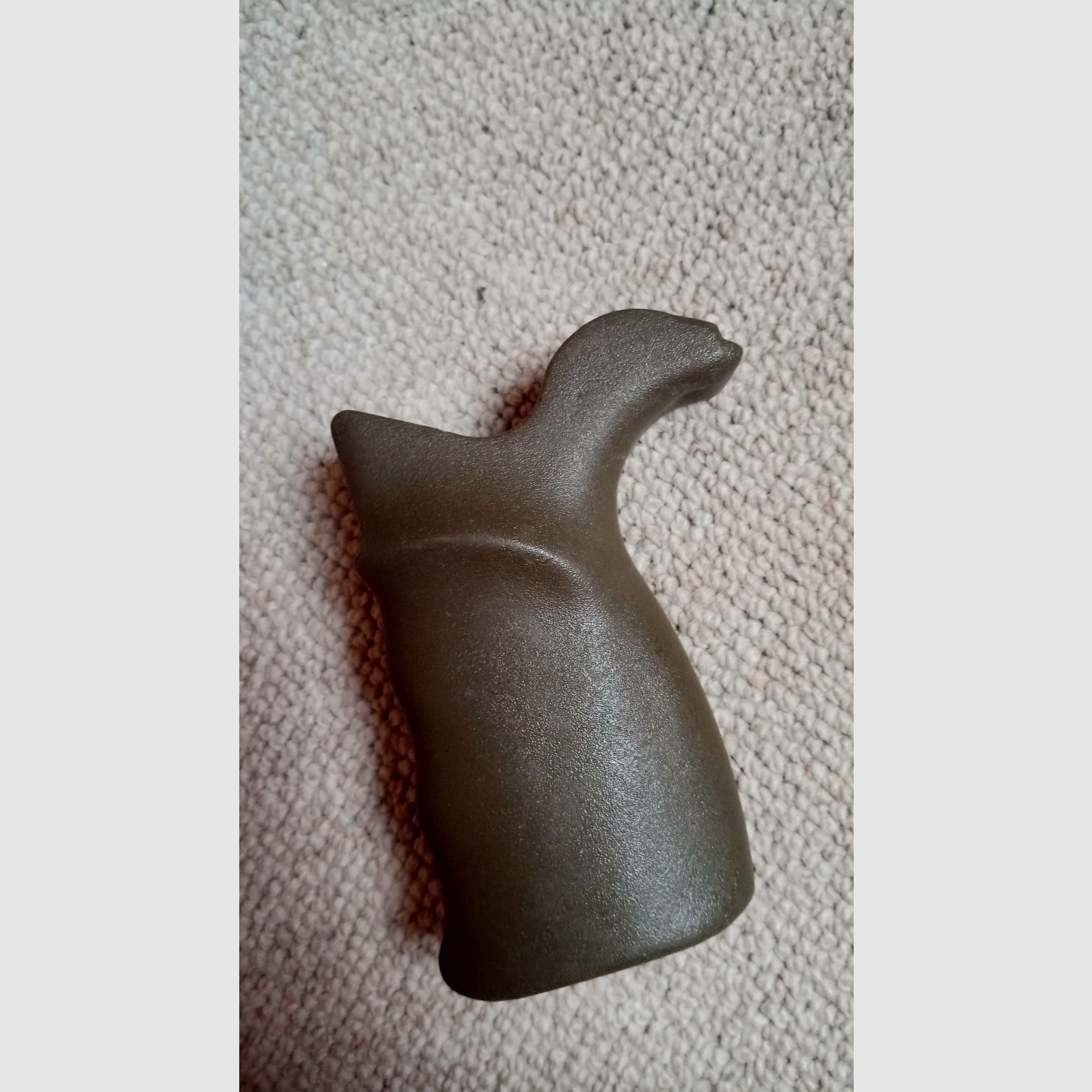 Originele trapeze handbescherming voor tweepoot en grip voor H&K G3A4 / kleur afgestemd in NATO Groen // OD-Groen brede handbescherming + pistoolgreep / G3 handbescherming