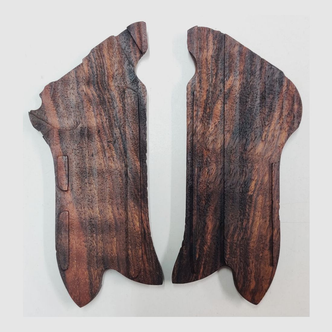 Griffschalen Luger 08, P08 Holz Links und Rechts Griffschalen Luger 08, P08 Holz Links und Rechts
