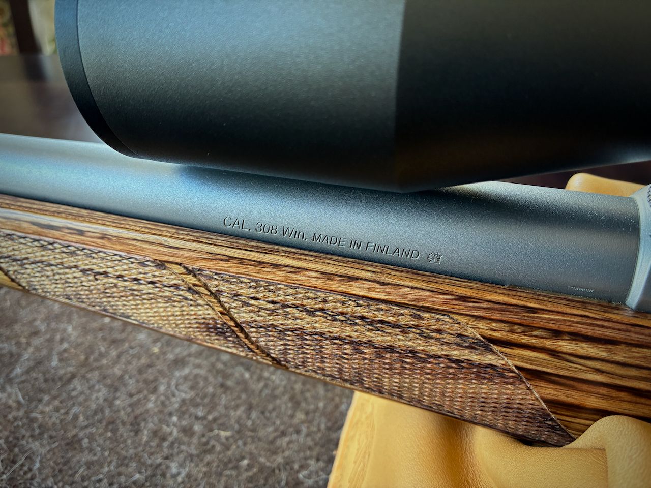 Sako 75 Varmint Laminated Stainless im Kaliber .308 Winchester mit Zeiss Duralyt 3–12x50