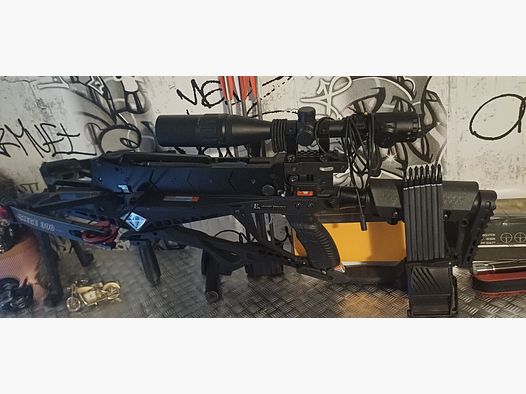 Sniper crossbow repeater with magazine