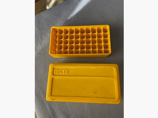 .45 er boîtes de cartouches