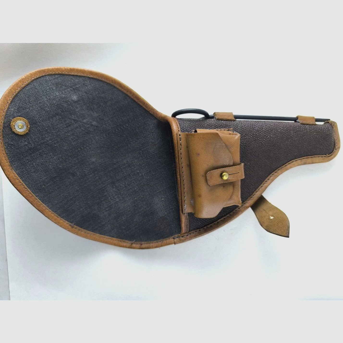 Nagant-revolver model 1895 kal. 7,62 mmN – 1941 Tula, afbeelding 2 van 8