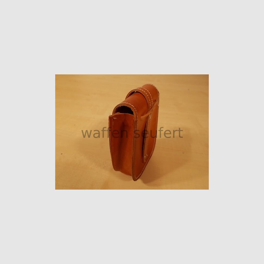 Belt pouch leather for various small items