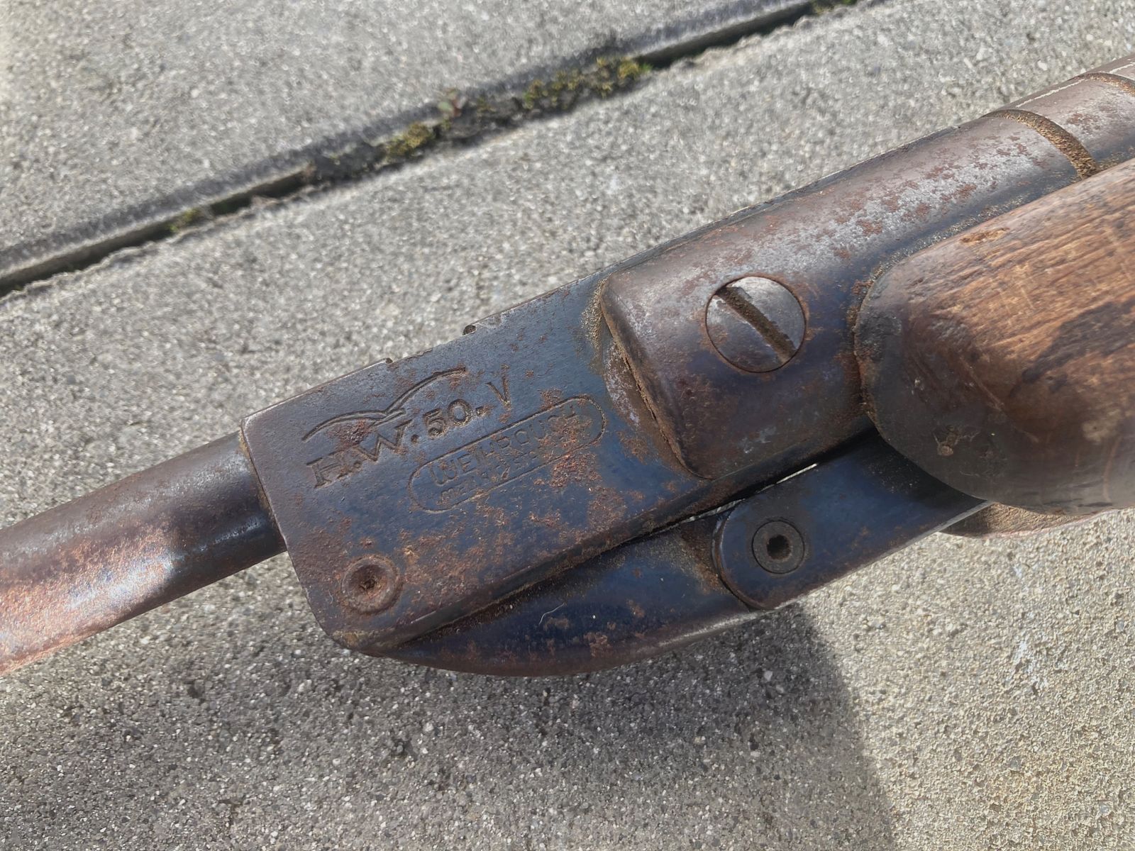 Weihrauch HW50 air rifle old, image 3 of 5