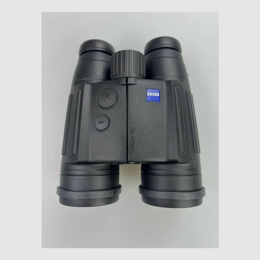 Zeiss Victory 10x45 T* RF