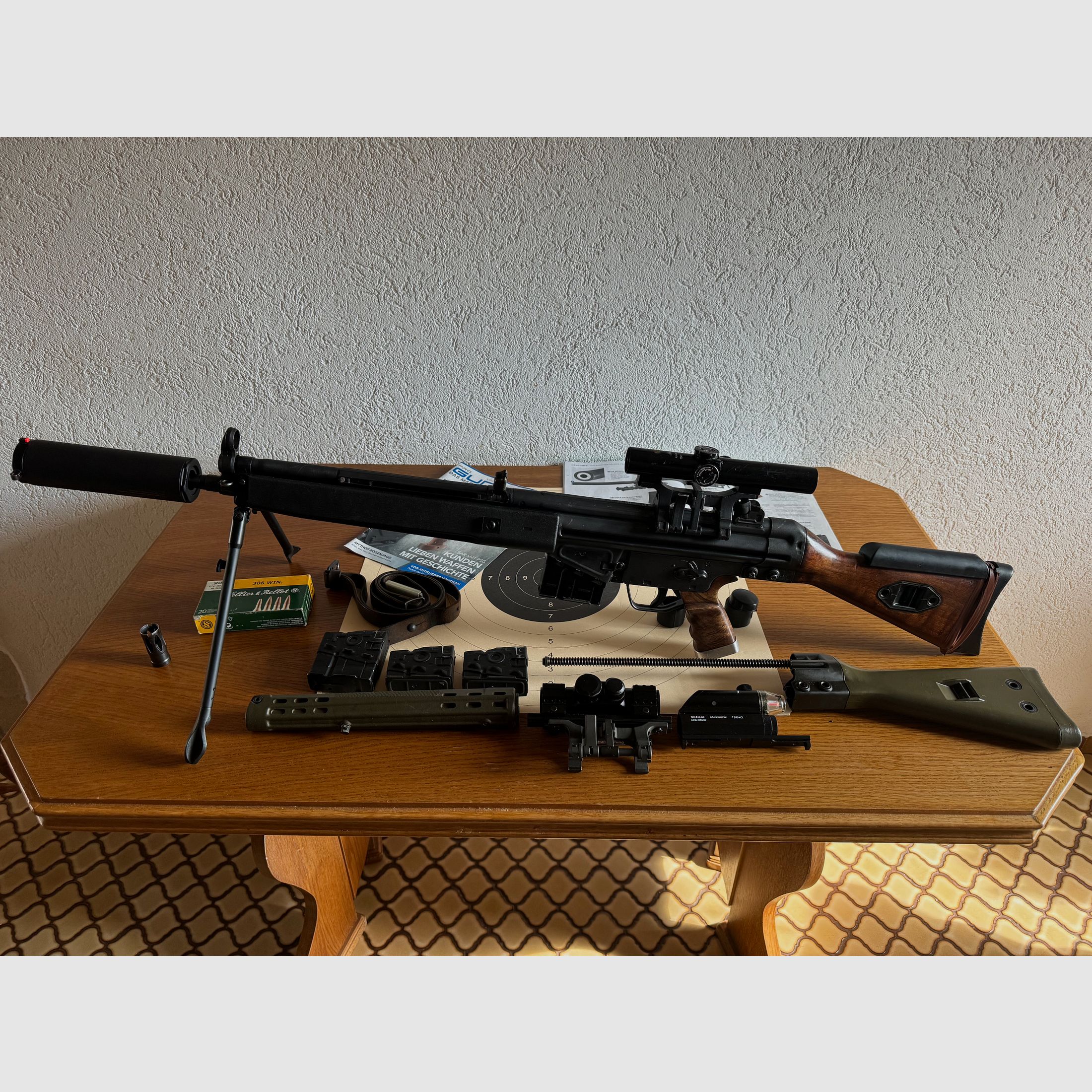 Selbstladegewehr SAR 2000,(G3) mit ZF / Rotpunktvisierung  in 308 win.