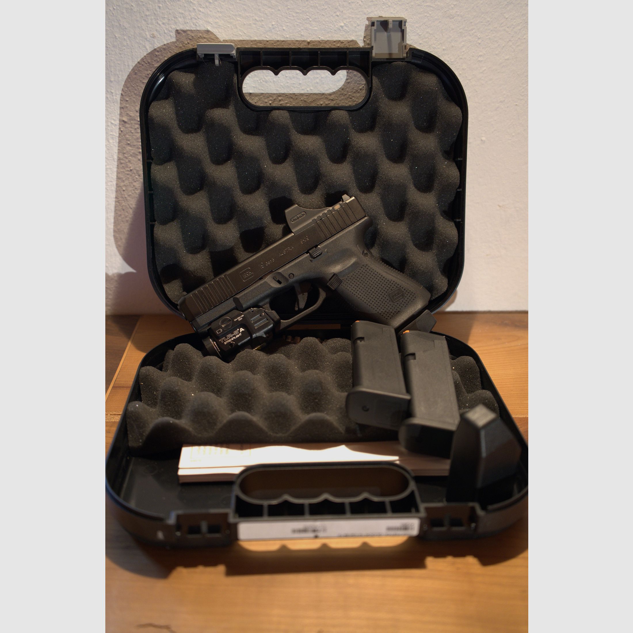 Glock 19 Gen 5 MOS inkl. Holosun SCS-MOS und Streamlight TLR-8 und Glock Performance Trigger