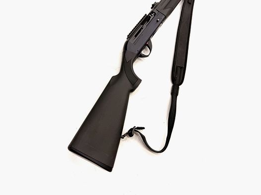 Benelli Bellmonte 1 Synthetic Slug 2@ Hand