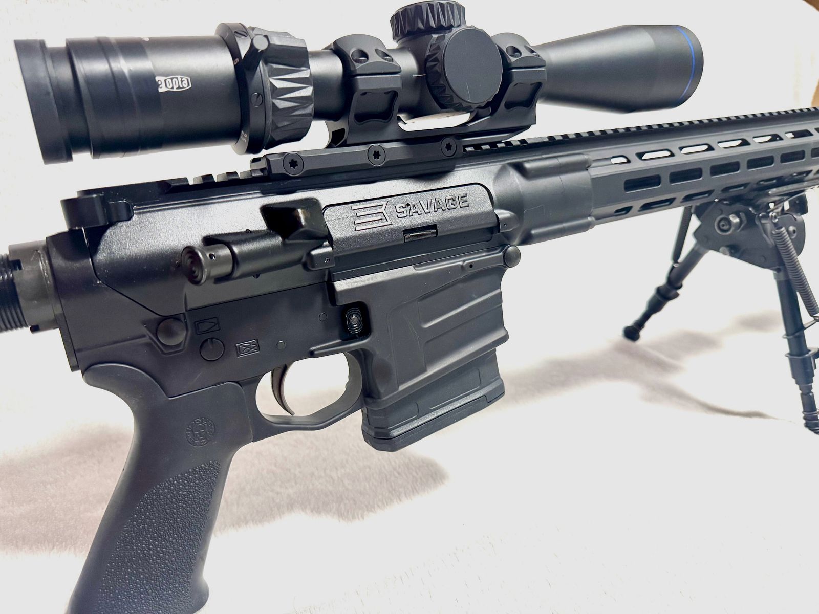 AR-10 Savage MSR-10 Hunter .308 18‘‘ ASE Utra SL5I Schaldämpfer