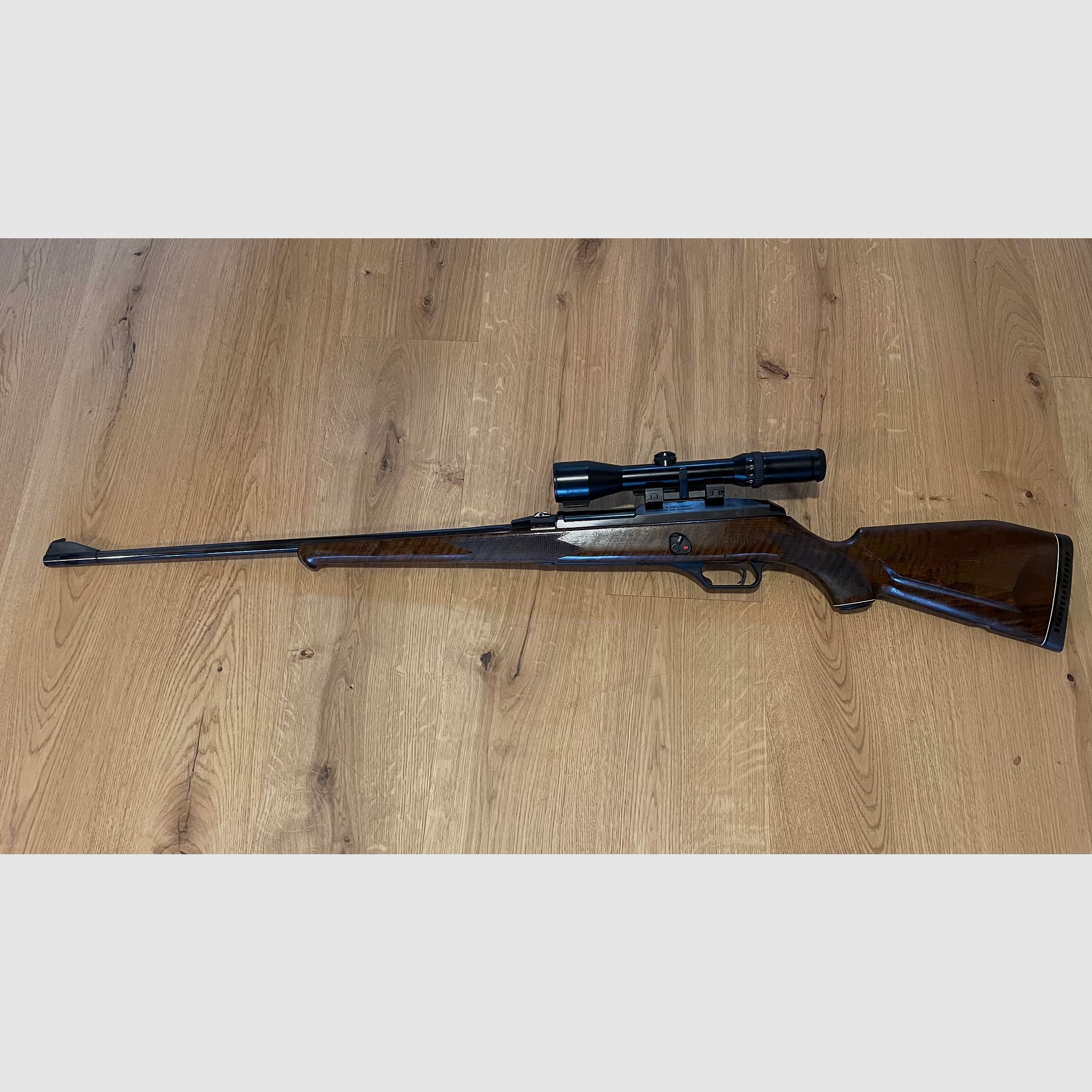 Heckler & Koch 940 in .3006 Halbautomat Gunfinder
