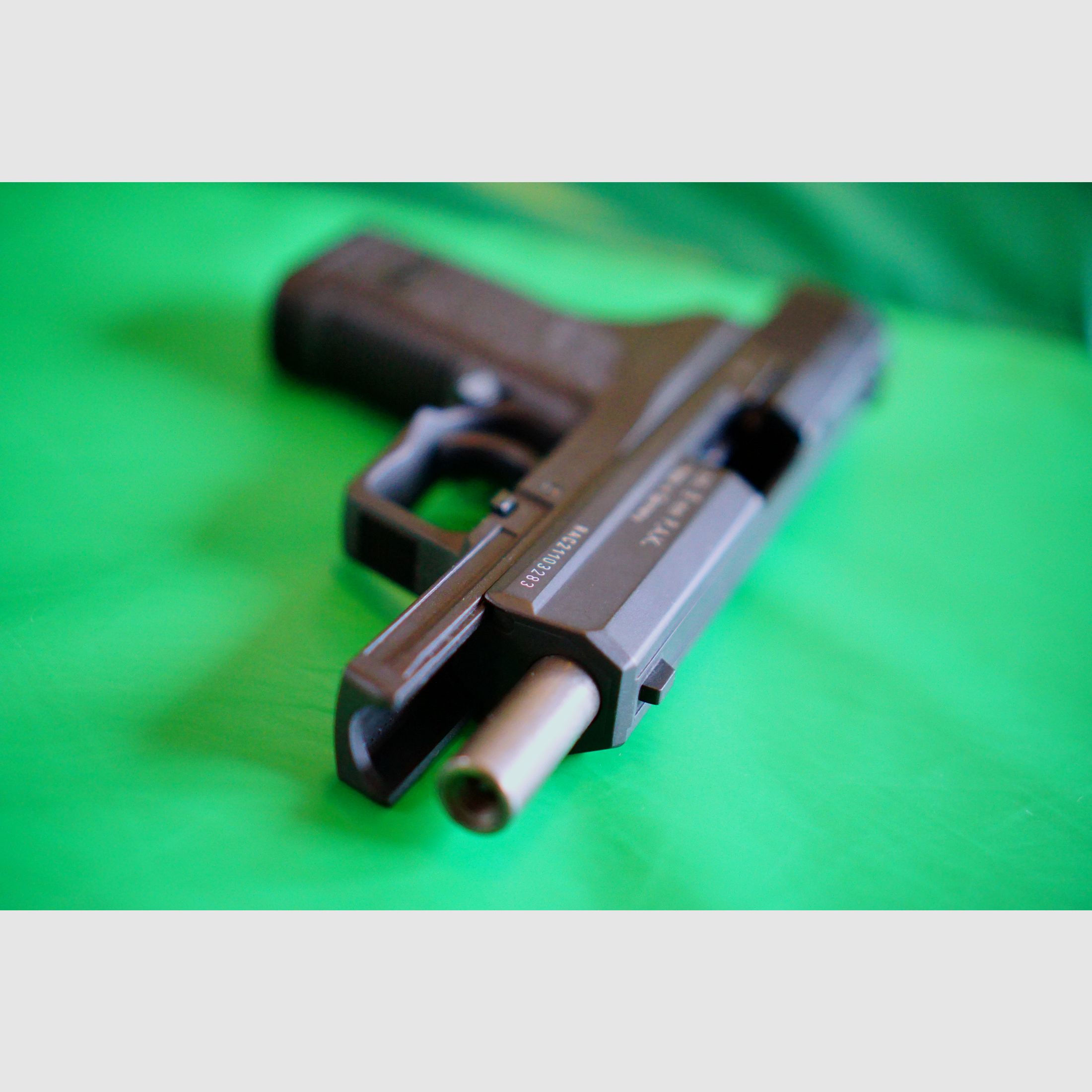 Röhm RG 96 Schreckschuss Pistole brüniert (PTB 699) neuwertig!