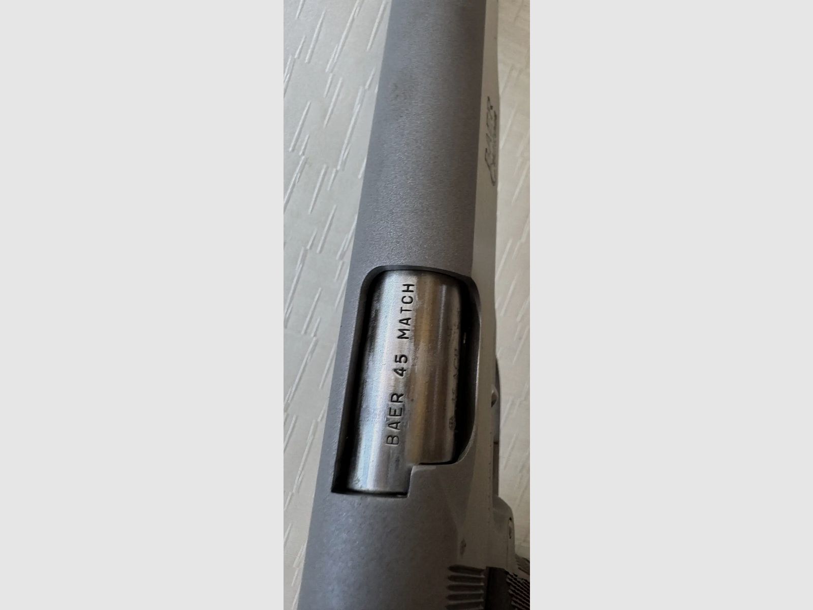 Les Baer Concept V calibre .45 ACP