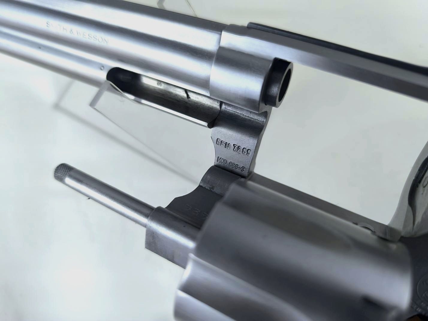 Revolver Smith & Wesson Model 686-3 Kal. .357 Mag, Bild 8 von 8