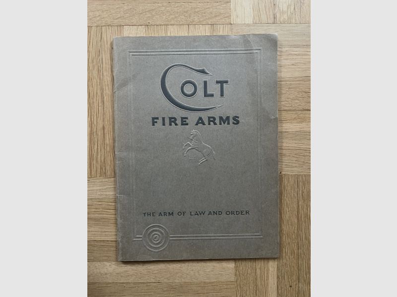 Colt Firearms Katalog von 1933 - Original für den Colt Sammler