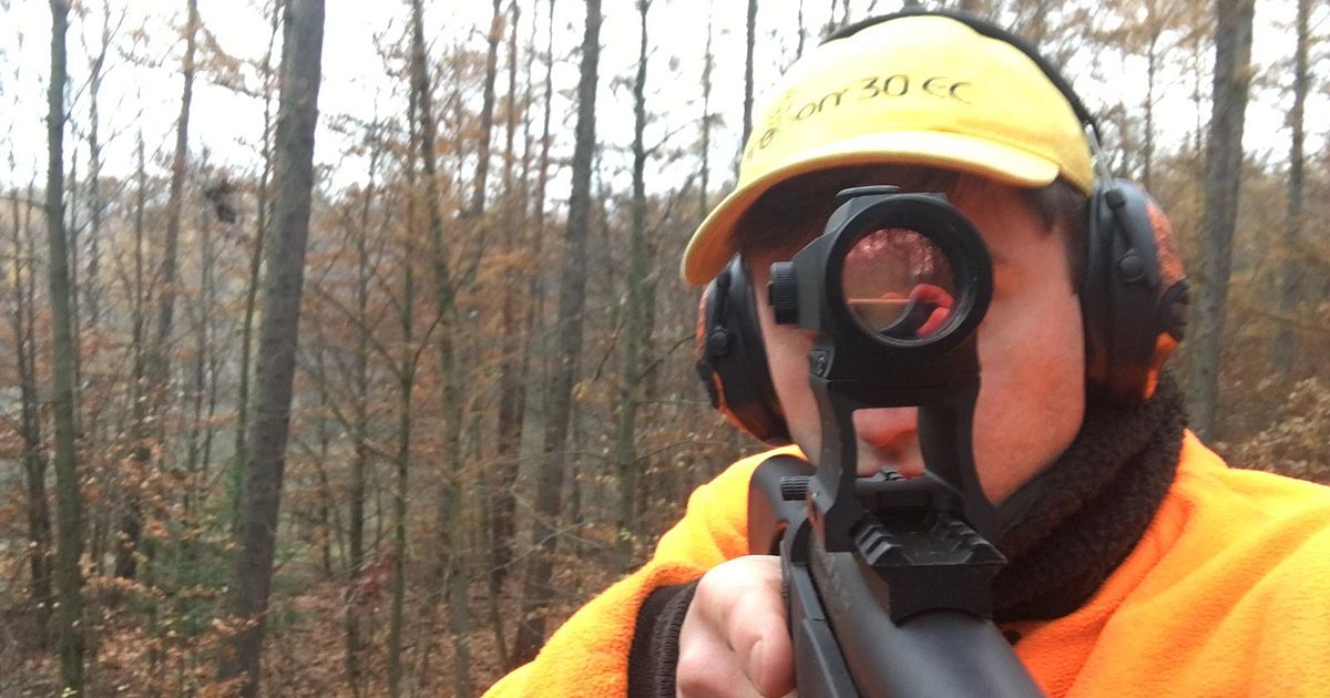 The Right Shooting Technique for Driven Hunts - Gunfinder