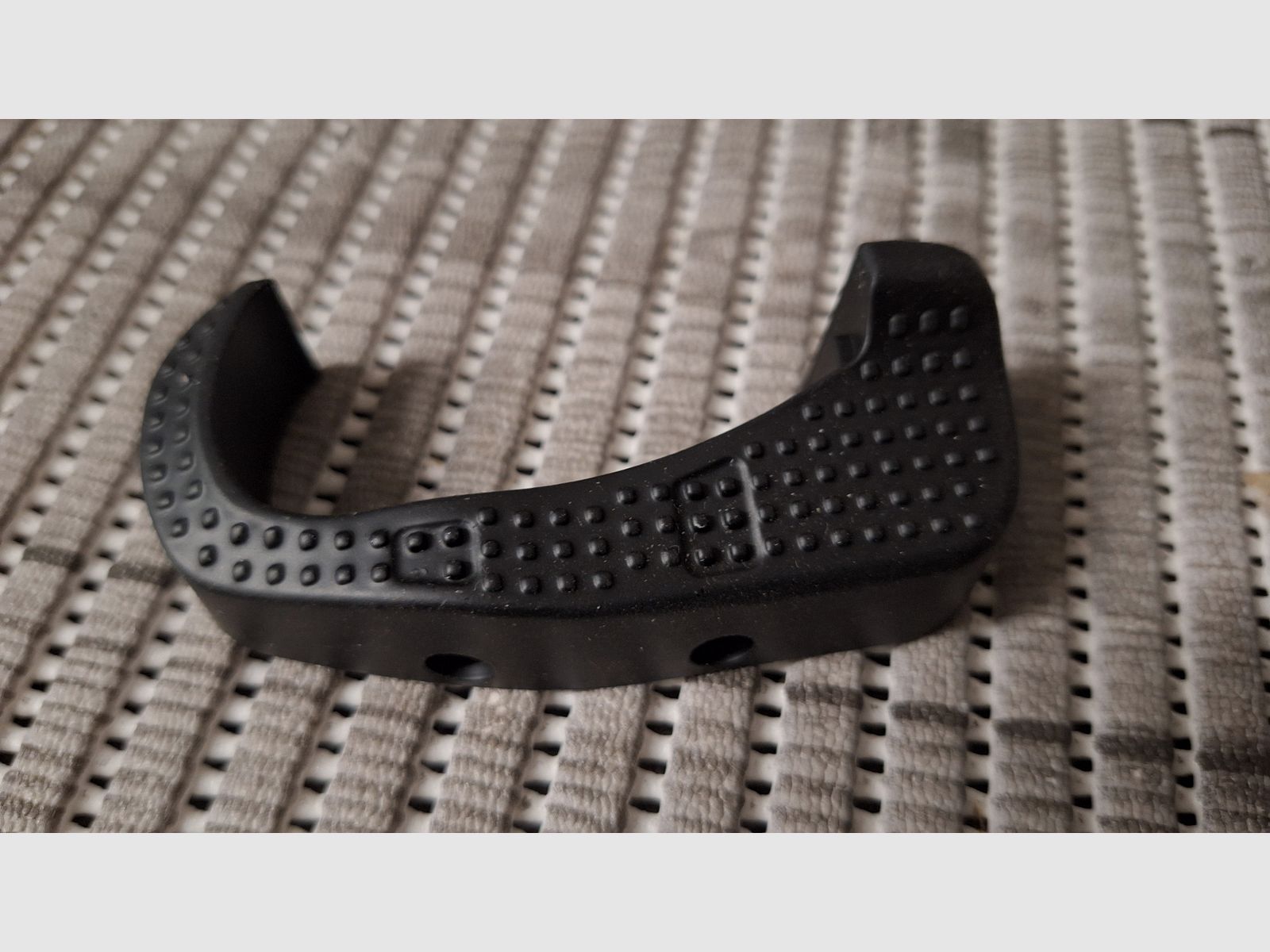 Poignée de forme pour pistolet à air Zoraki HP01 gaucher noir