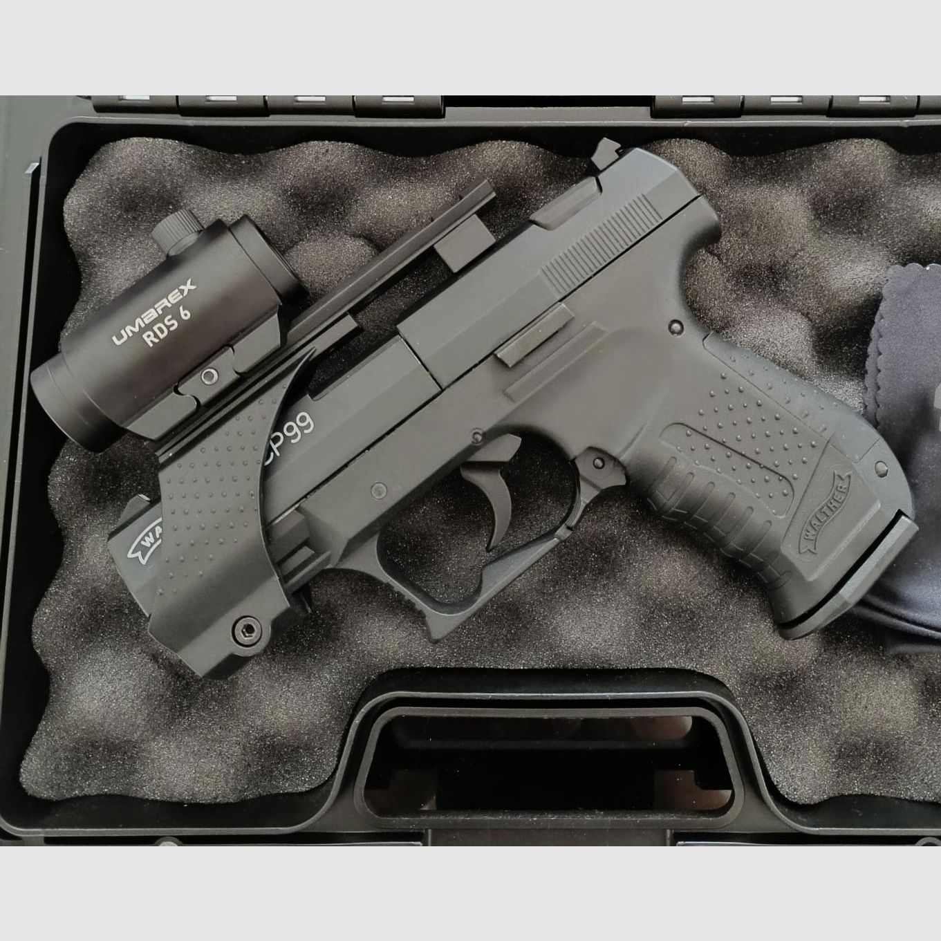 Walther CO2 Pistol CP99 4.5 Diabolo