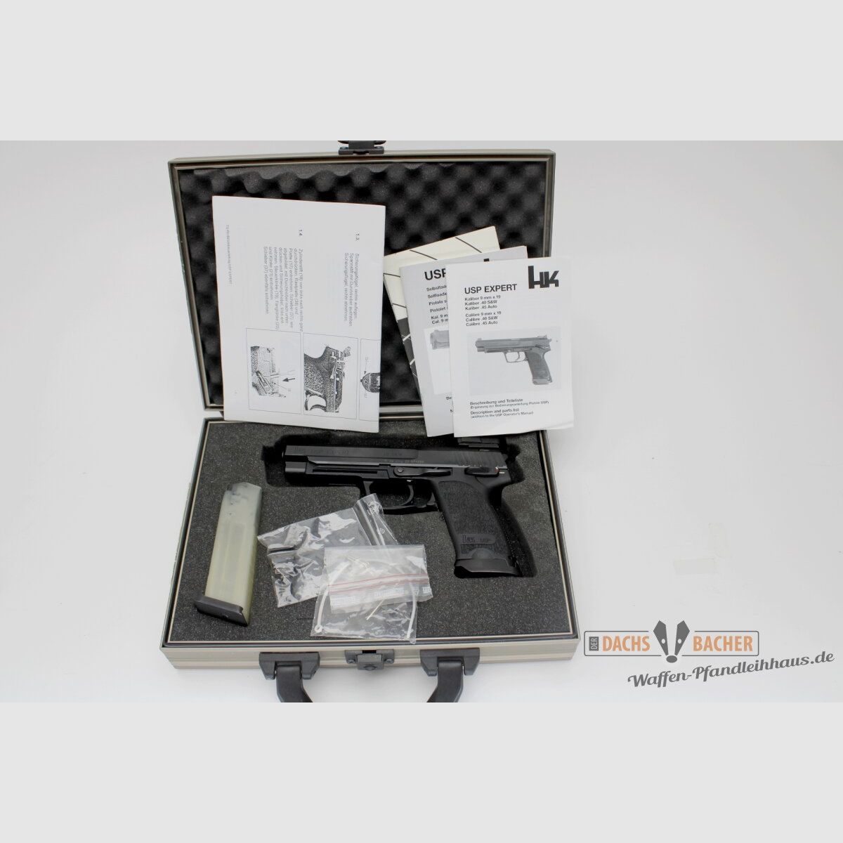 Pistol H&K HK USP EXPERT caliber .40S&W with Vortex Defender CCW and case