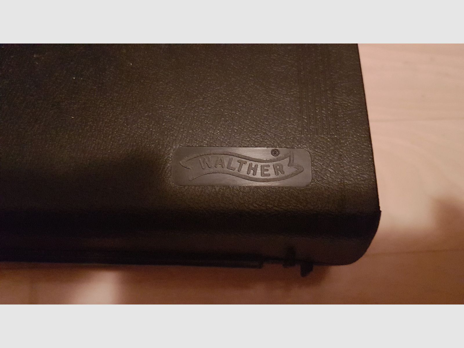 WALTHER P22 Pistolet d'alarme 9 mm P.A.K. Nickelé