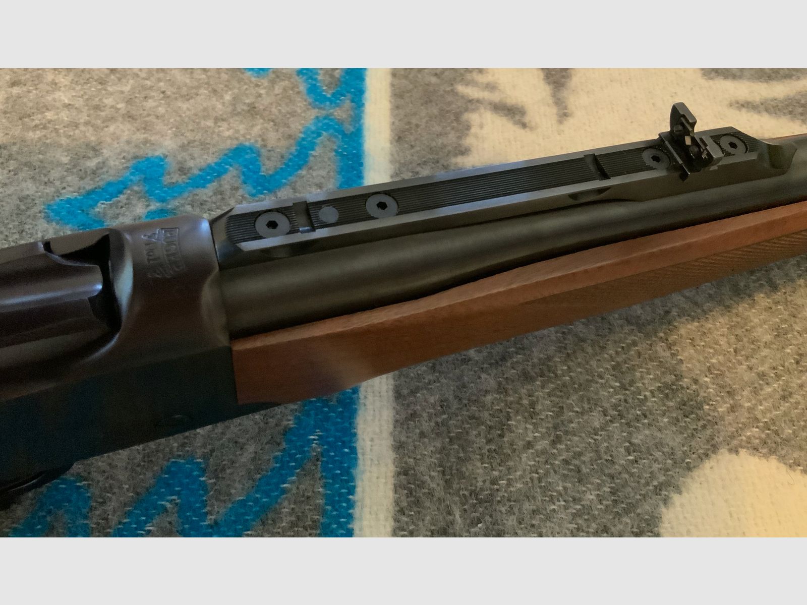 Ruger No.1  in 7mm Rem. Mag. mit Zubehör (Neu)