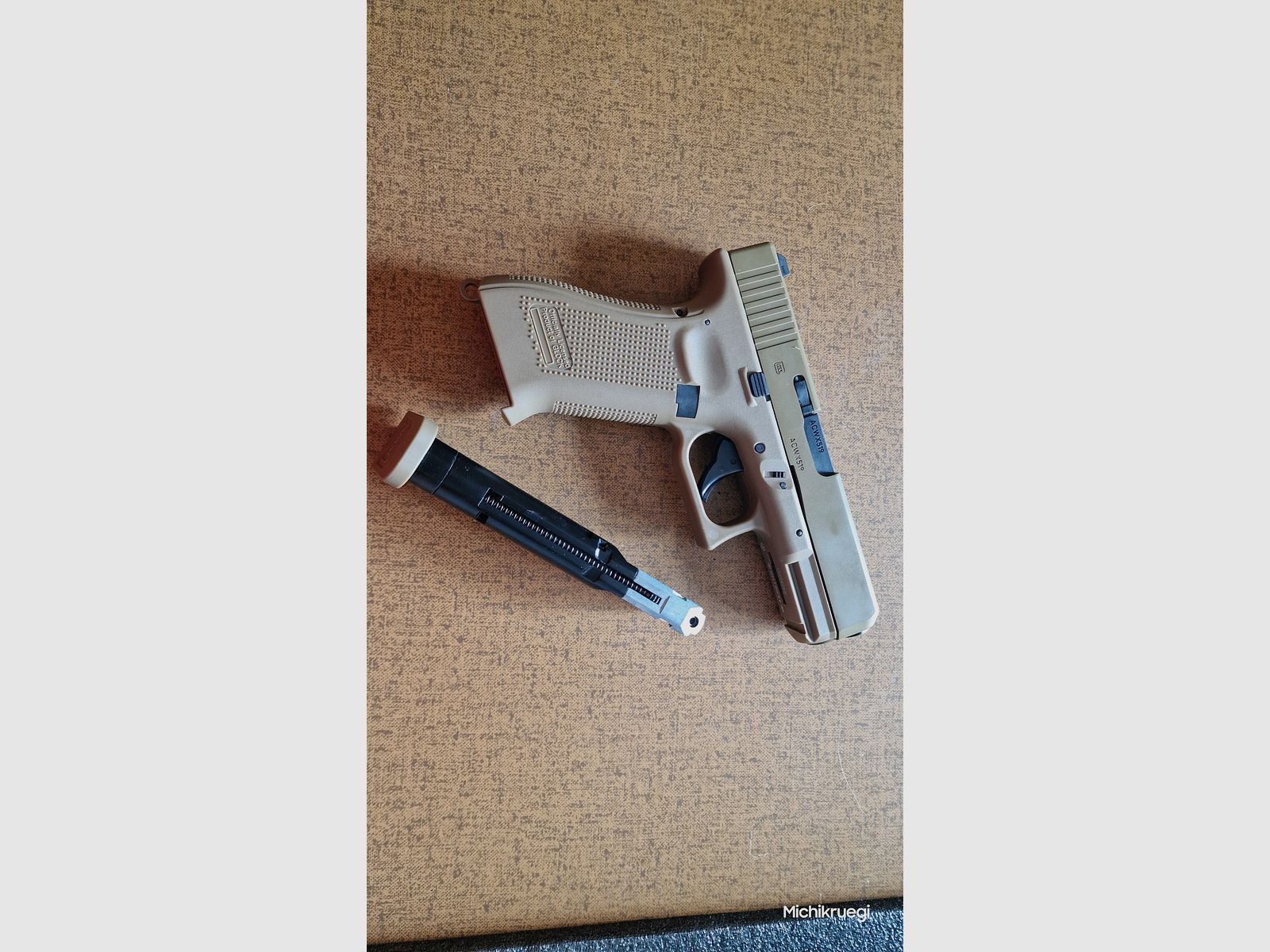 GLOCK 19X , Co2 , Blowback