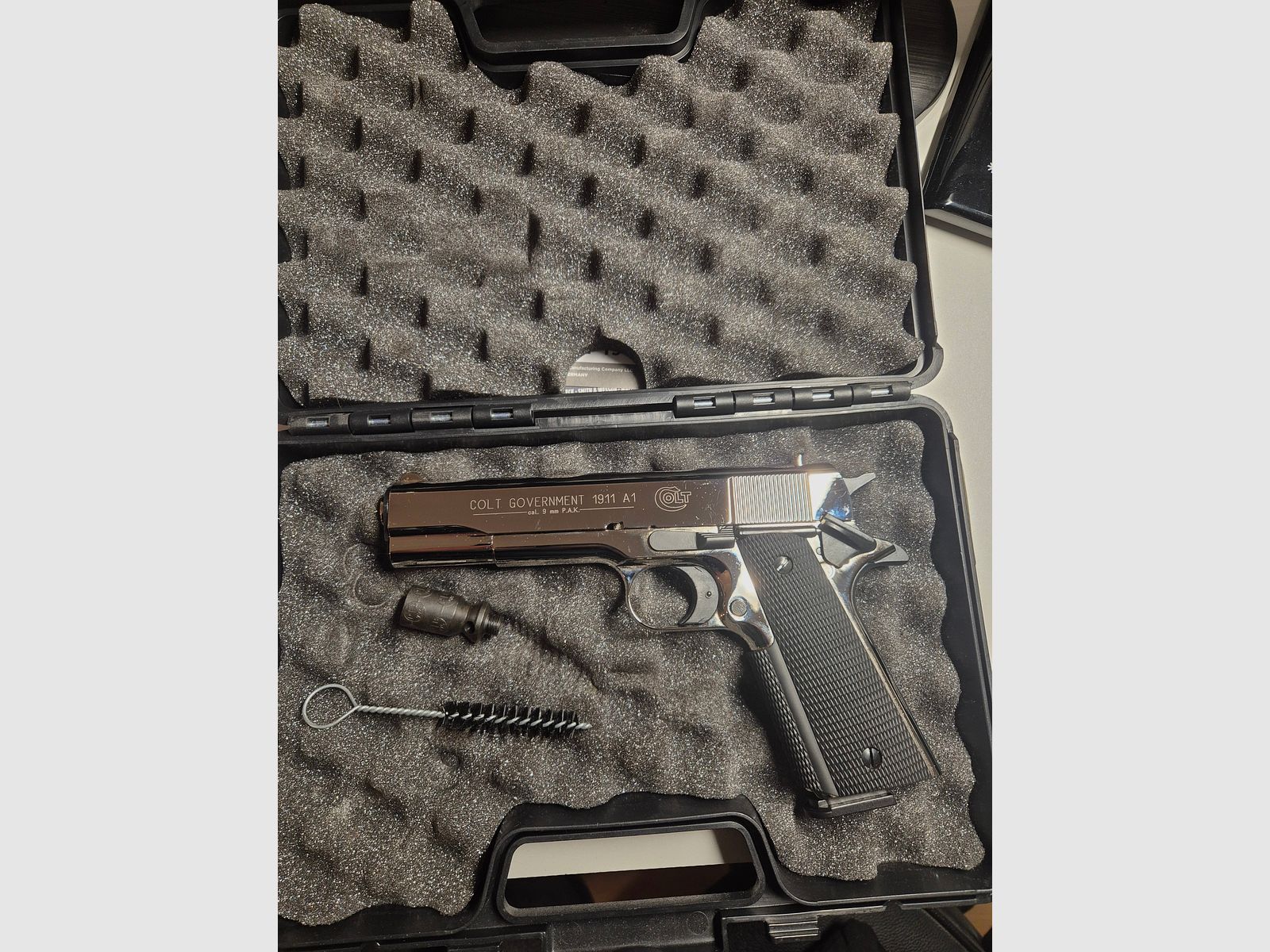 COLT GOVERNMENT 1911 9mm P.A.K. Umarex
