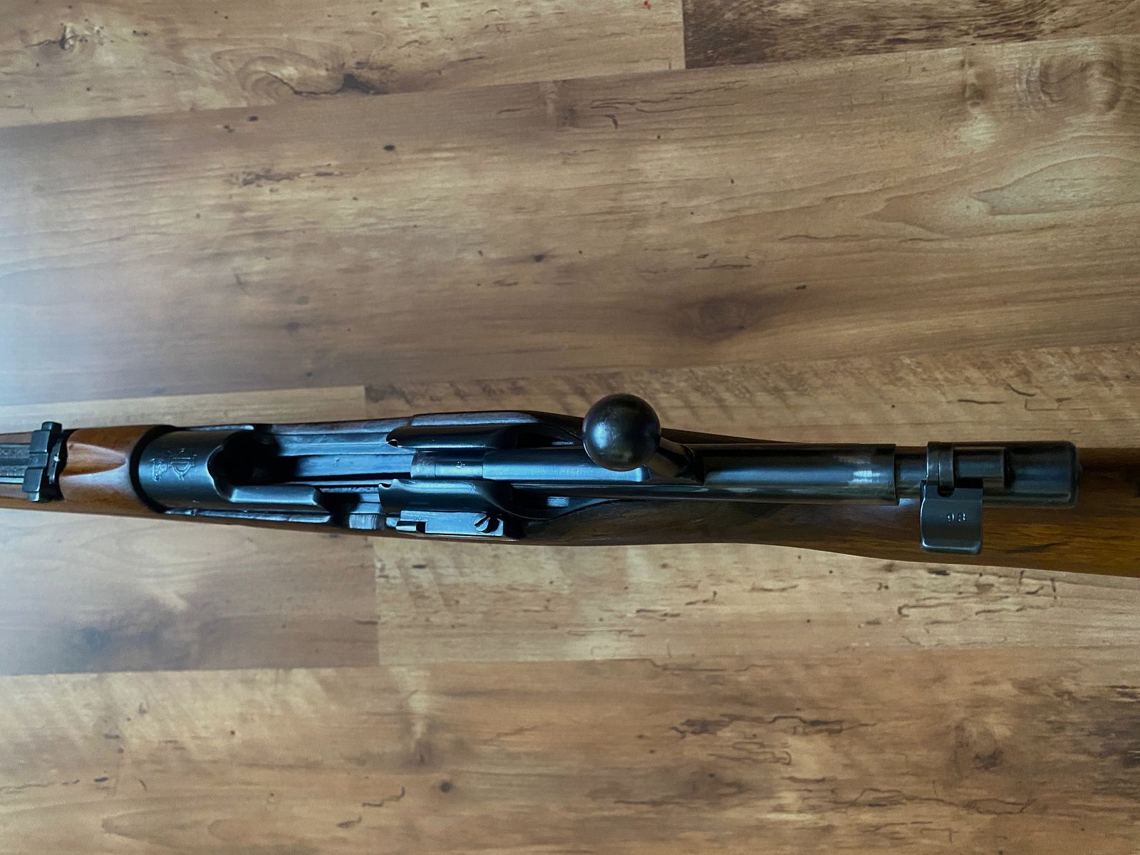 Liquidación de mi colección: DWM Mauser Vergueiro M1904/39, calib. 8x57JS, cargador individual, completo con stock militar intacto, escudo real Carlos I perfectamente conservado, imagen 5 de 8