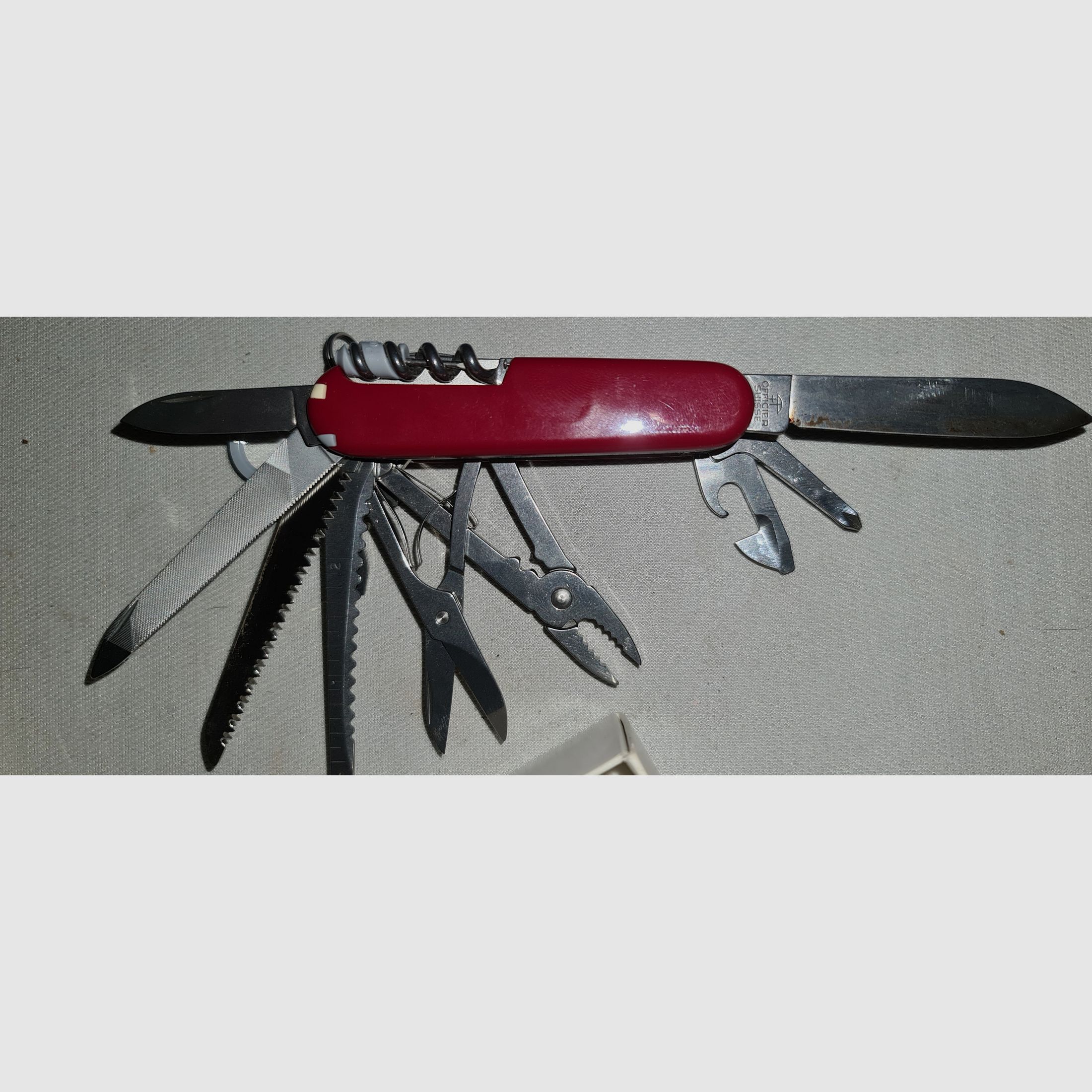 CUCHILLO SUISO VICTORINOX SWISS CHAMP CUCHILLO DEL EJÉRCITO NUEVO / ¡LEER DESCRIPCIÓN!