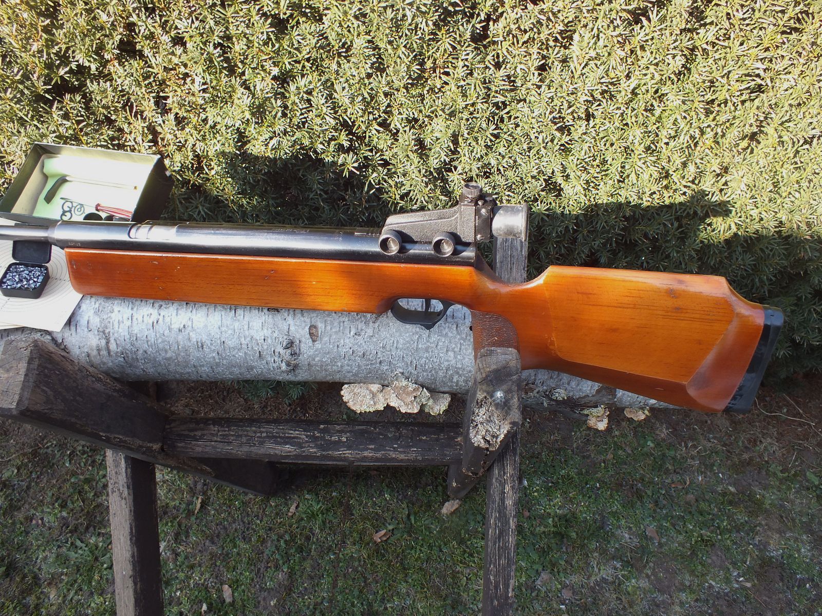 DDR-Luftdruckgewehr Haenel 312, Seitenspanner