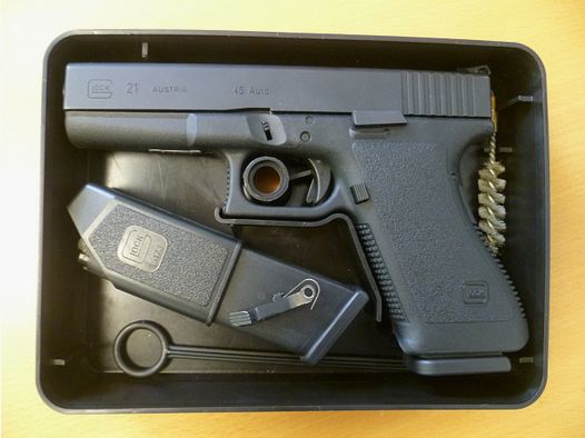Pistole Glock 21 .45 Auto.