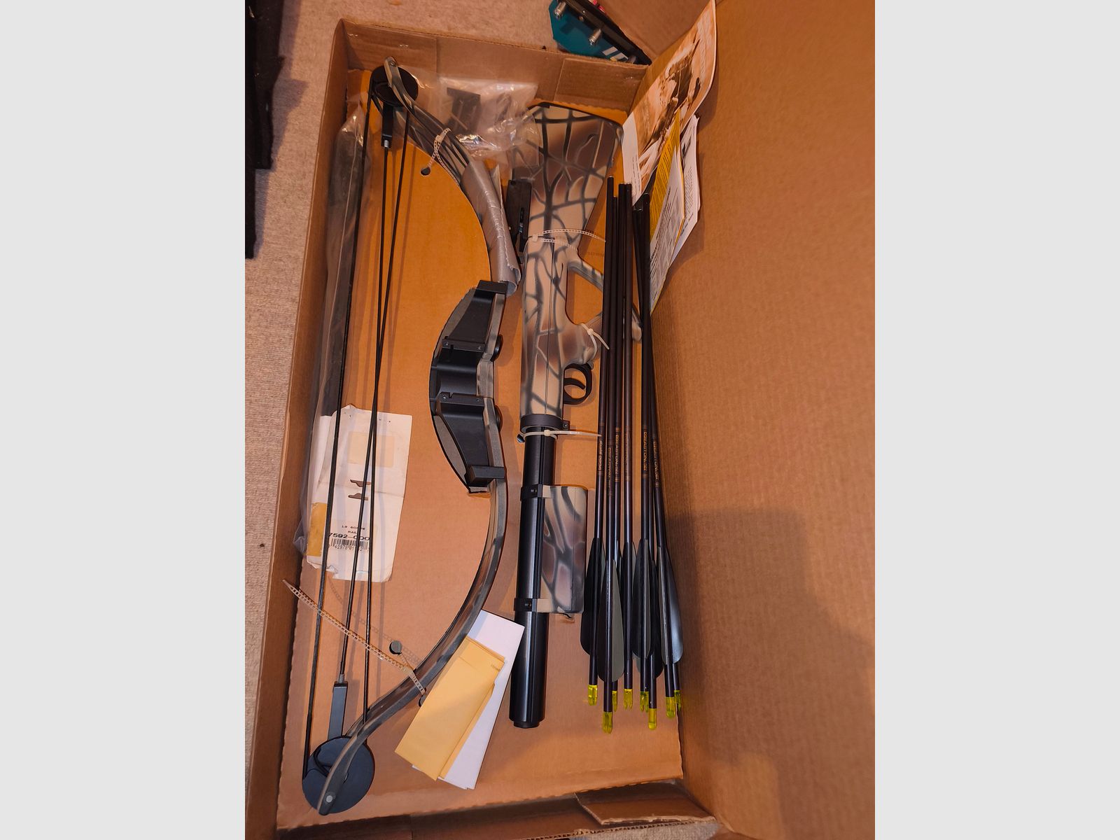 Bear Archery Lightning Strike Compound Armbrust 