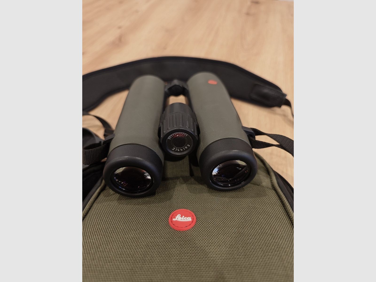 Leica Noctivid 10x42