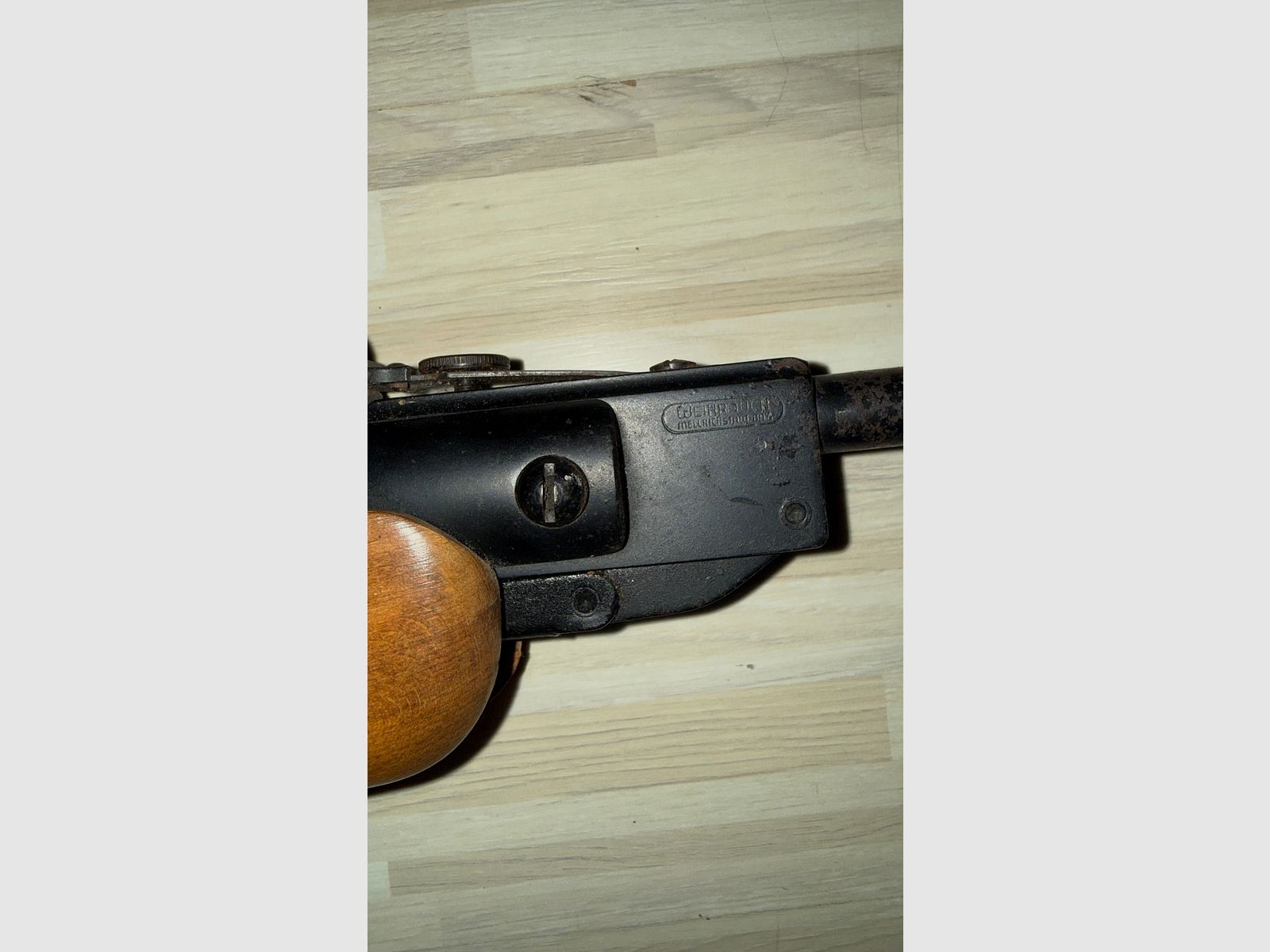 Weihrauch Luftgewehr mit F-Zeichen – Klassiker – Holzschaft