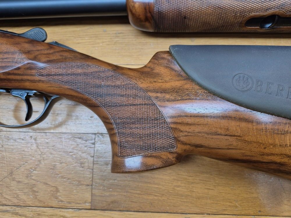 Very beautiful Beretta 692 « Black Edition » - Over-and-under with 76 cm barrel - Cal. 12/70 - With Beretta case and numerous accessories - Excellent condition close to new! - TBE ++, image 16 of 46