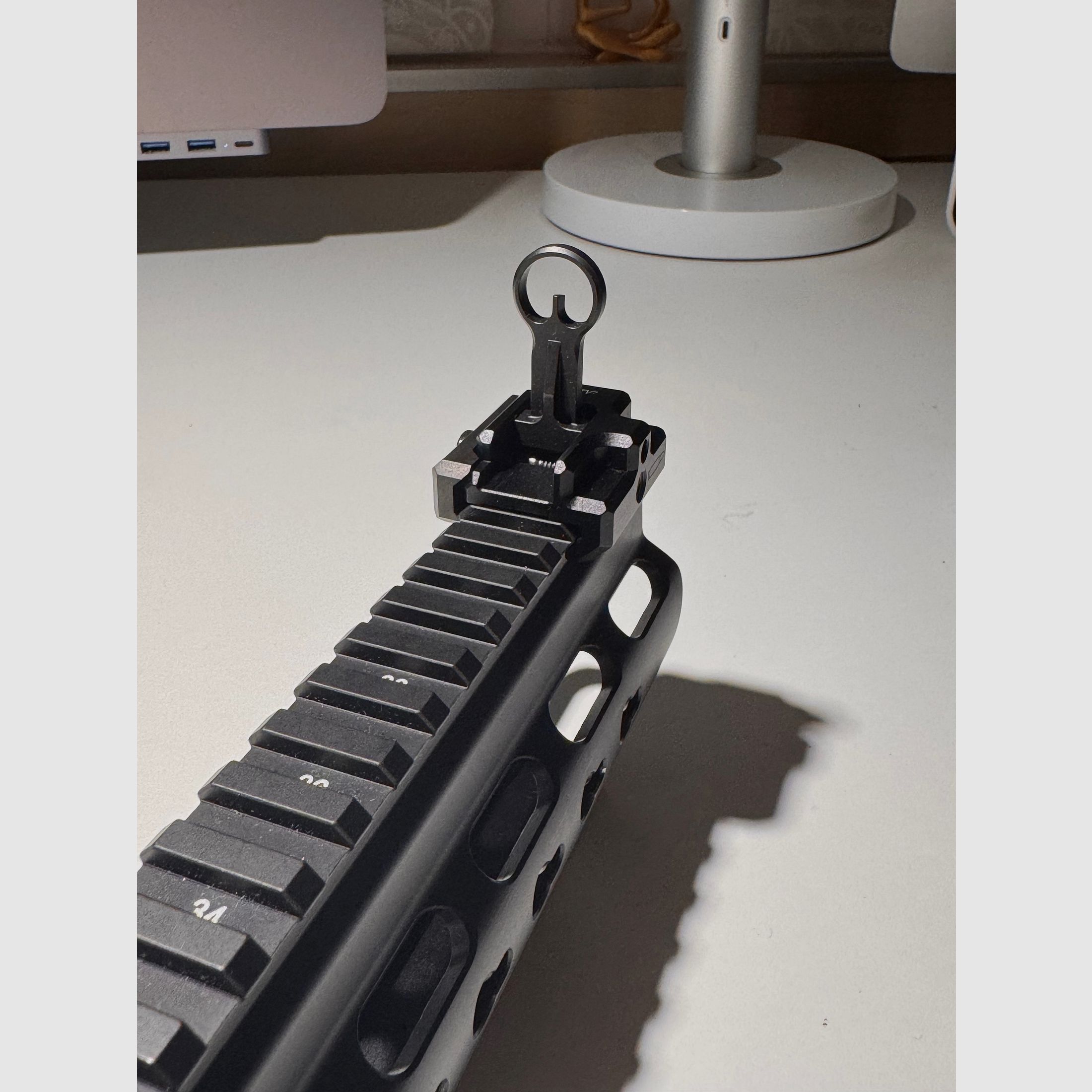 Heckler & Koch HK417 / MR308 Slim Line Handschutz mit HKey-Schnittstellen