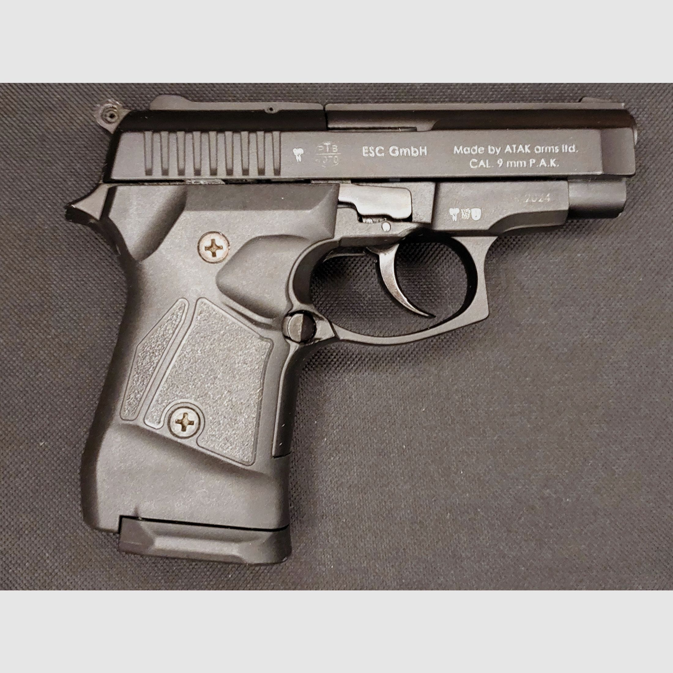 Zoraki 914 Schreckschuss Pistole 9mm P.A.K. brüniert (1070) mit 2 Magazinen und neuem First Strike Holster