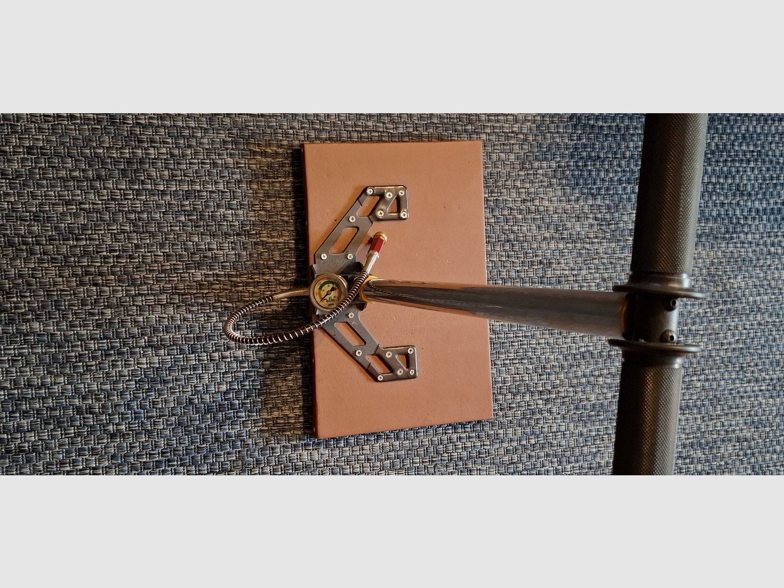 Te koop HOOGDRUKPOMP. 300 Bar. Als nieuw