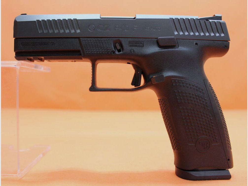 CZUB	 Ha.Pistole .45Auto CZUB CZ P-10 F 114mm Lauf/ Polymer-Griffstück/ Reservemagazin (.45ACP/.45A.C.P.)