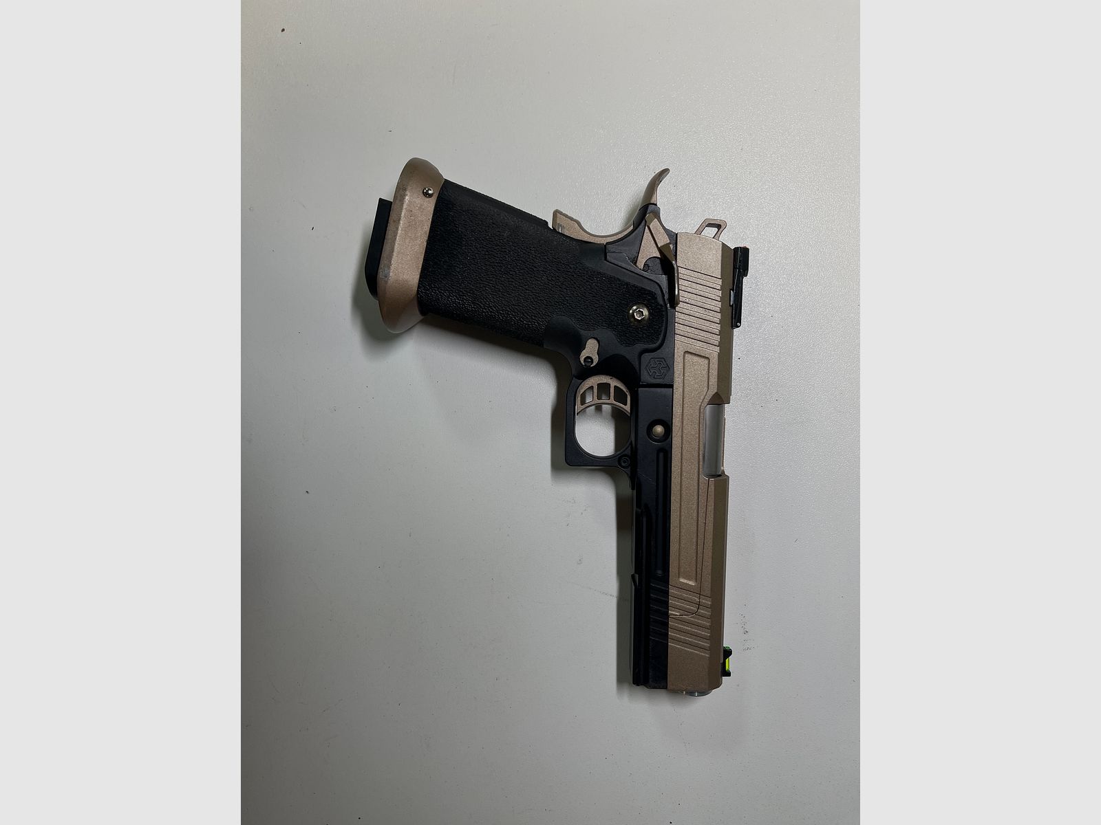 Double Bell Hi-Capa 5.1 Airsoft pistol full metal CO2 BB 6mm BB bicolor