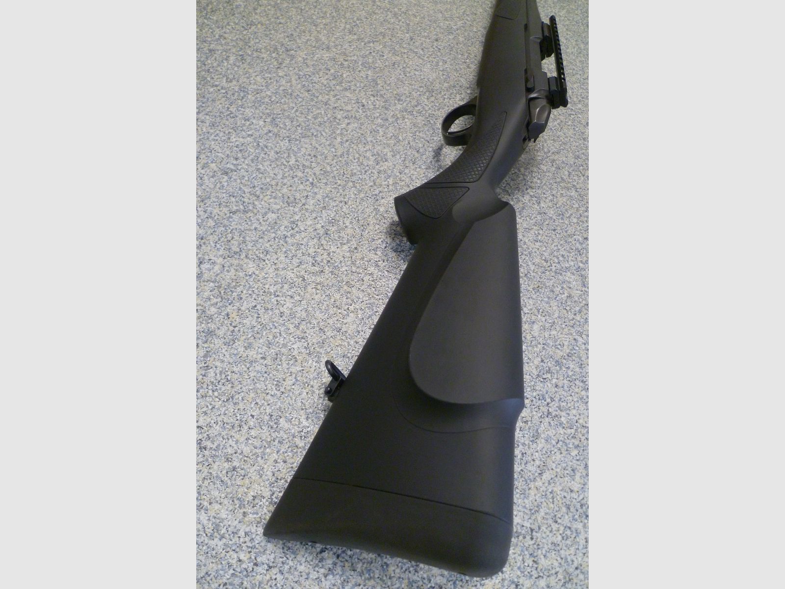 Repetierbüchse Sako 85 S .308 Win. z tłumikiem