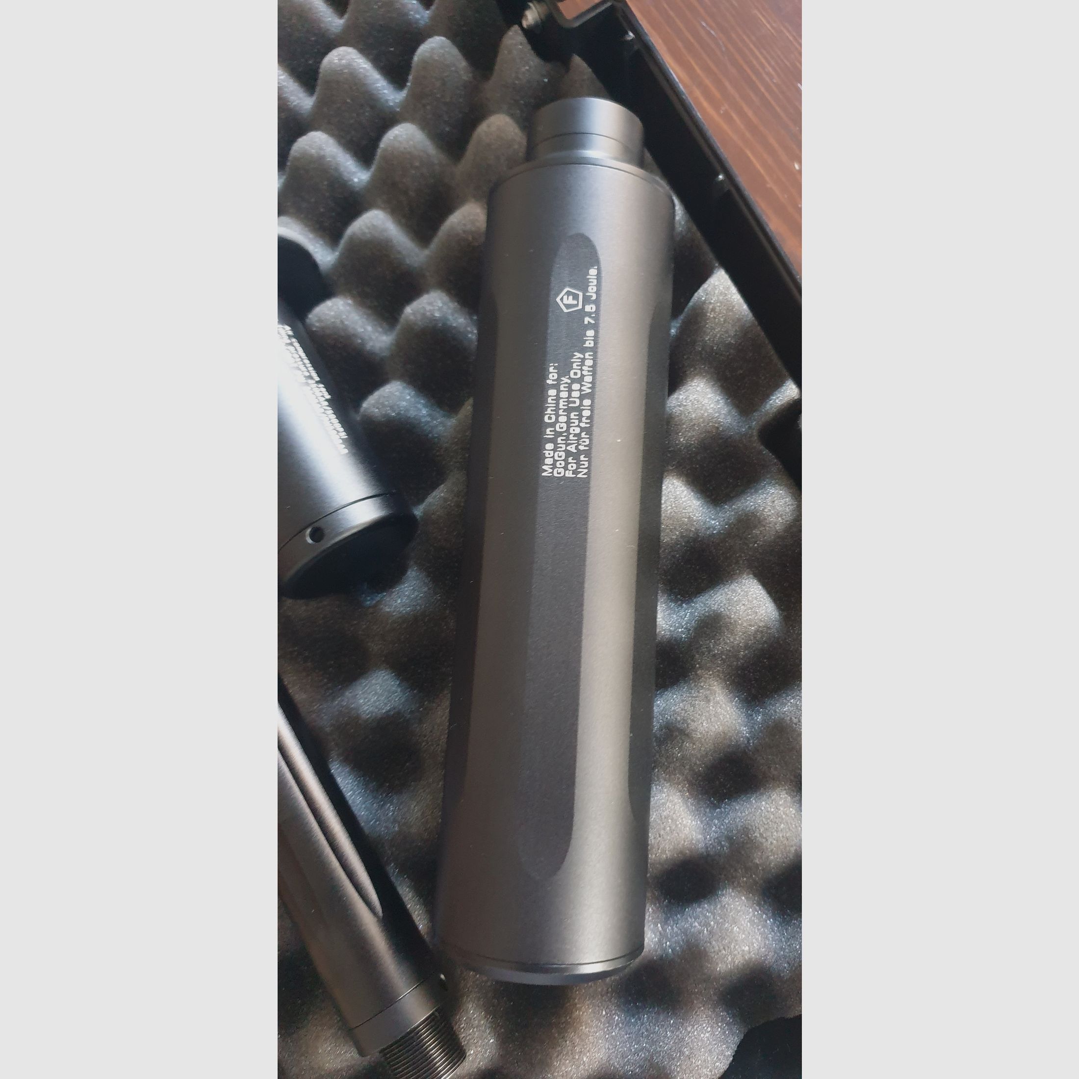 AEA MEGALODON with case and silencer