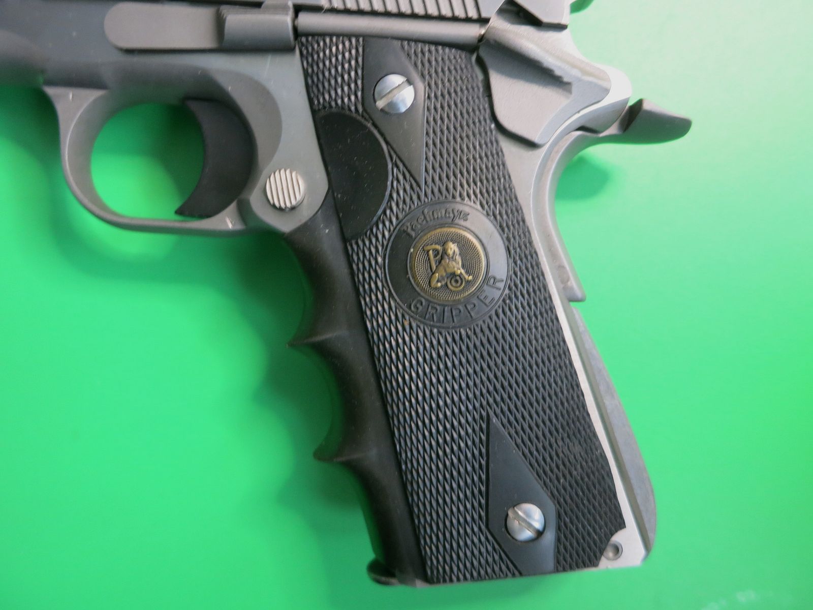 Colt Goverment MK VI Series 80, .45 AUTO, 5" Lauf, Edelstahl (Stainless), Pachmayr-Griff   #18